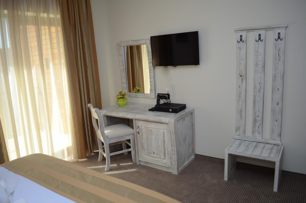 Hotel Helada Тиват Экстерьер фото