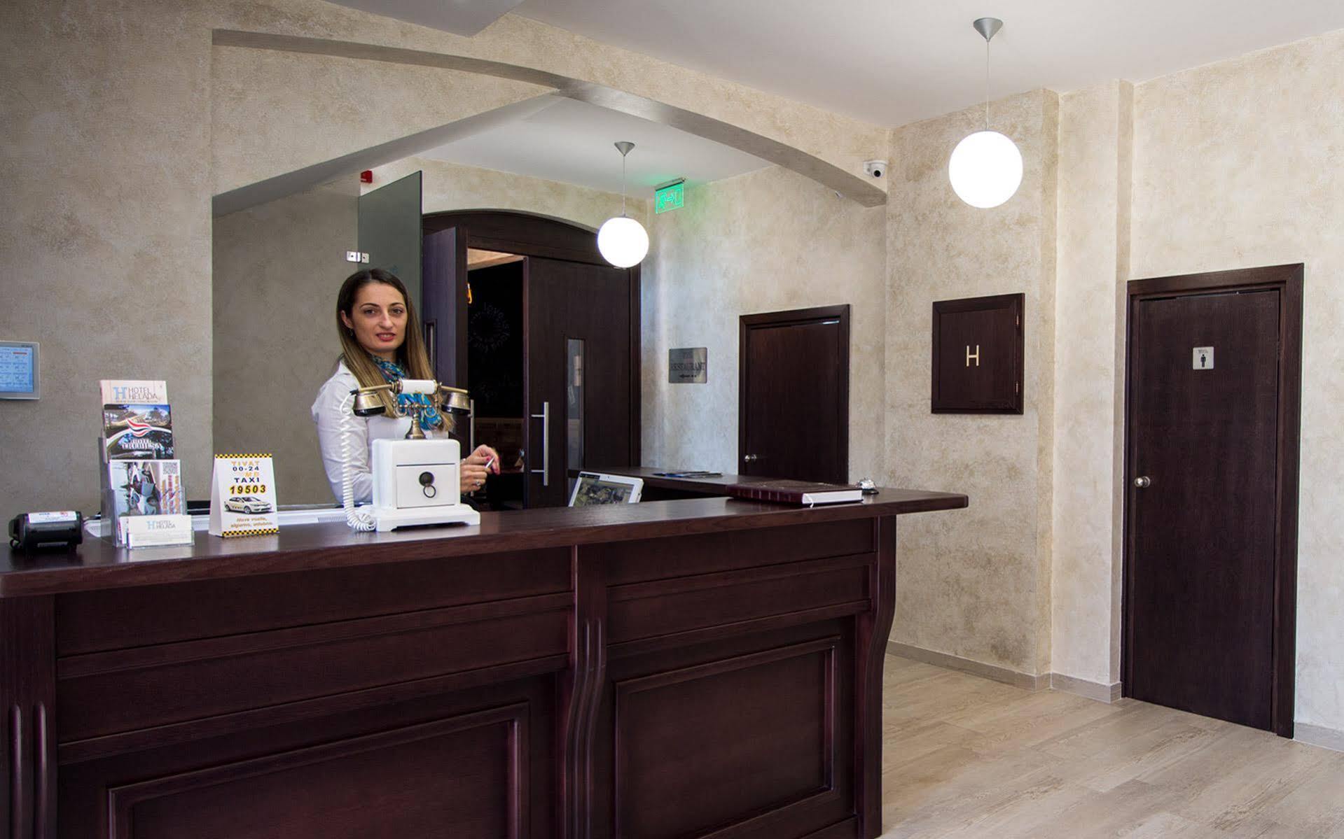 Hotel Helada Тиват Экстерьер фото