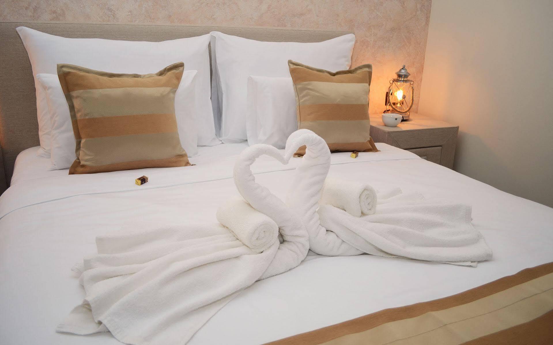 Hotel Helada Тиват Экстерьер фото